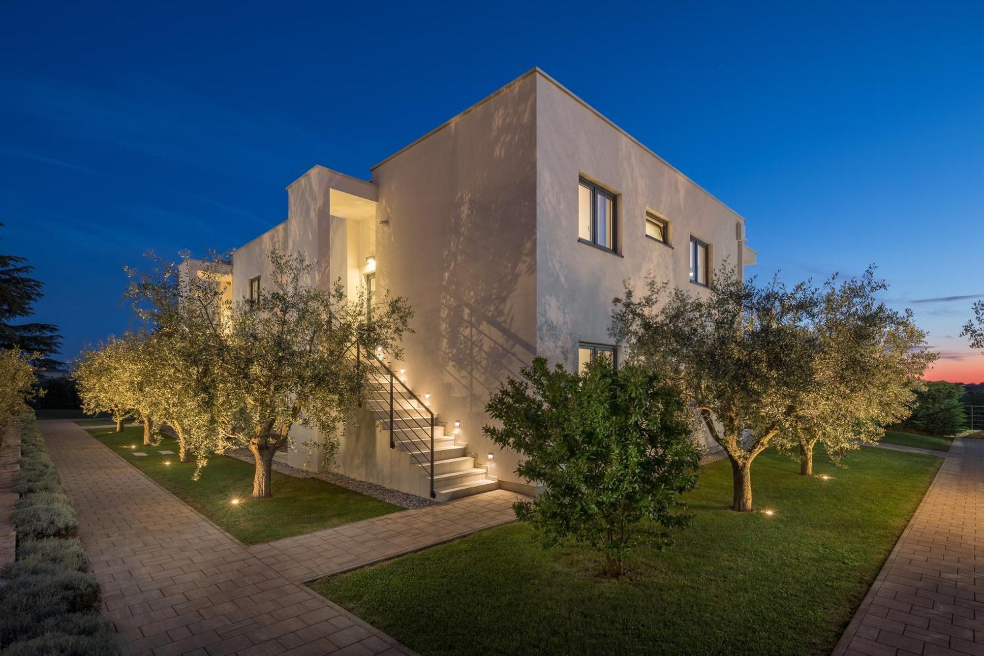 Apartment Lana Premium